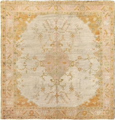 ANTIQUE ANGORA OUSHAK