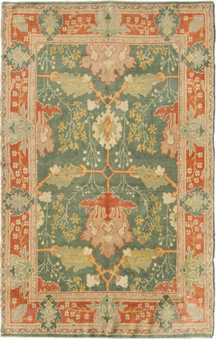 ARTS & CRAFTS STYLE