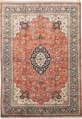 OLD SILK QUM