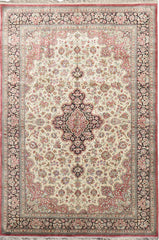 OLD SILK QUM