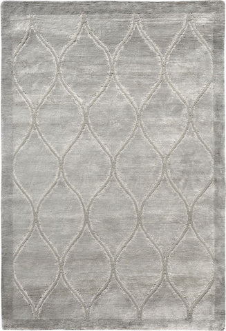 MODERN W/SILK