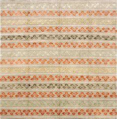 MODERN W/SILK