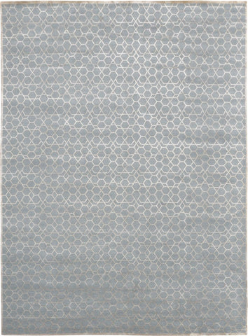 MODERN W/SILK