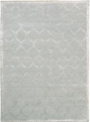 MODERN W/SILK