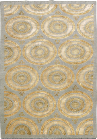 MODERN W/SILK