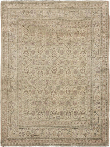 ANTIQUE TABRIZ