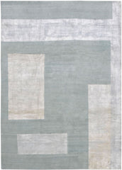 MODERN W/ SILK