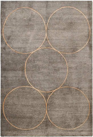MODERN W/ SILK