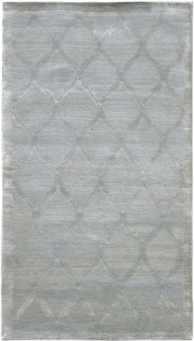 MODERN W/ SILK