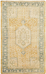 FINE ANTIQUE OUSHAK