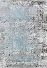 MODERN W/ SILK